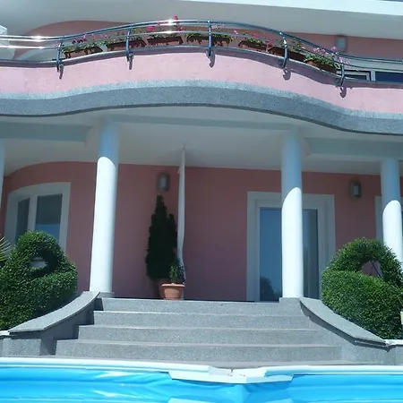 Amelie Apartment *